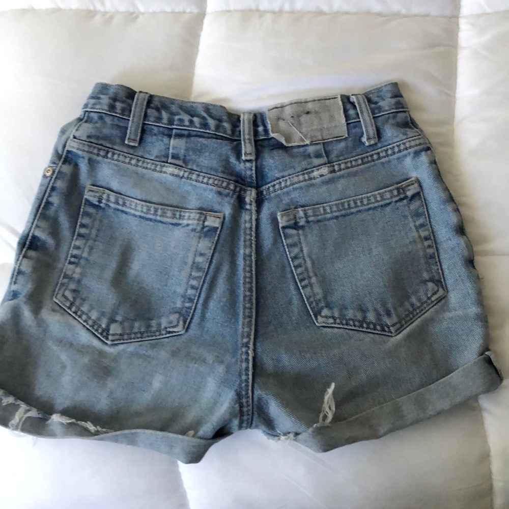 HIGH WAISTED SHORTS - Picture 3 of 5